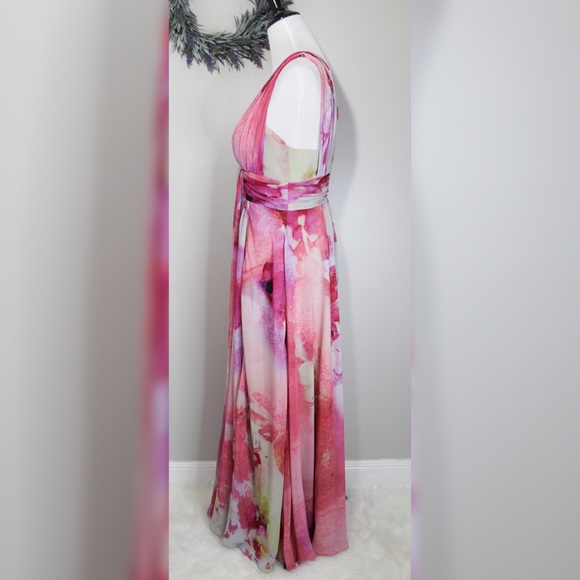 Fame and Partners Long watercolor gown - Picture 3 of 16